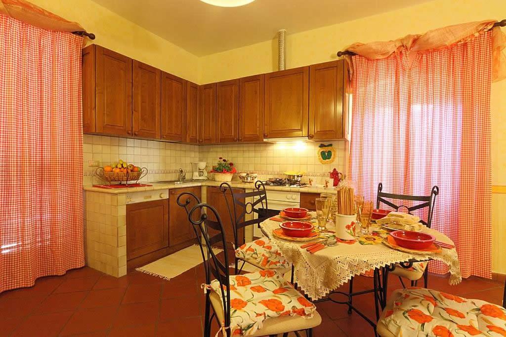 Casa Vacanze Casa Italia Лампореккьо Экстерьер фото